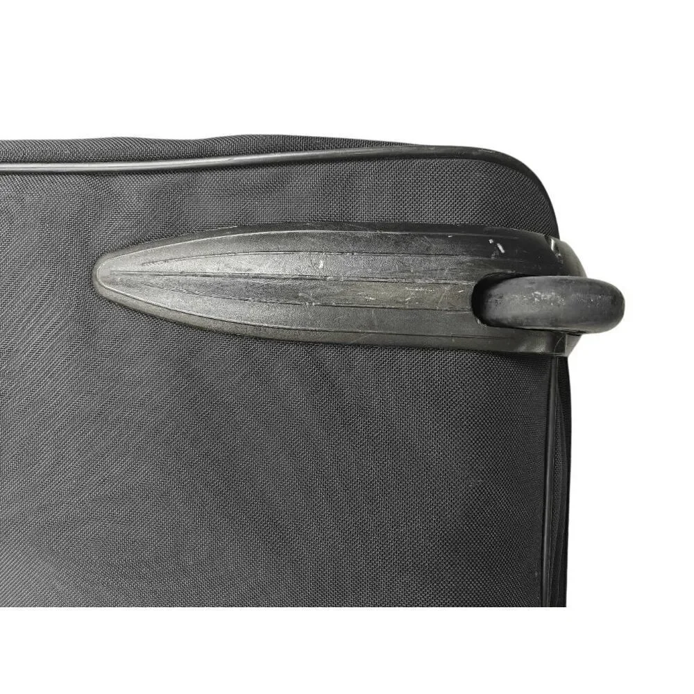 HARTMANN Two Wheeled Intensity Garment Luggage Bag